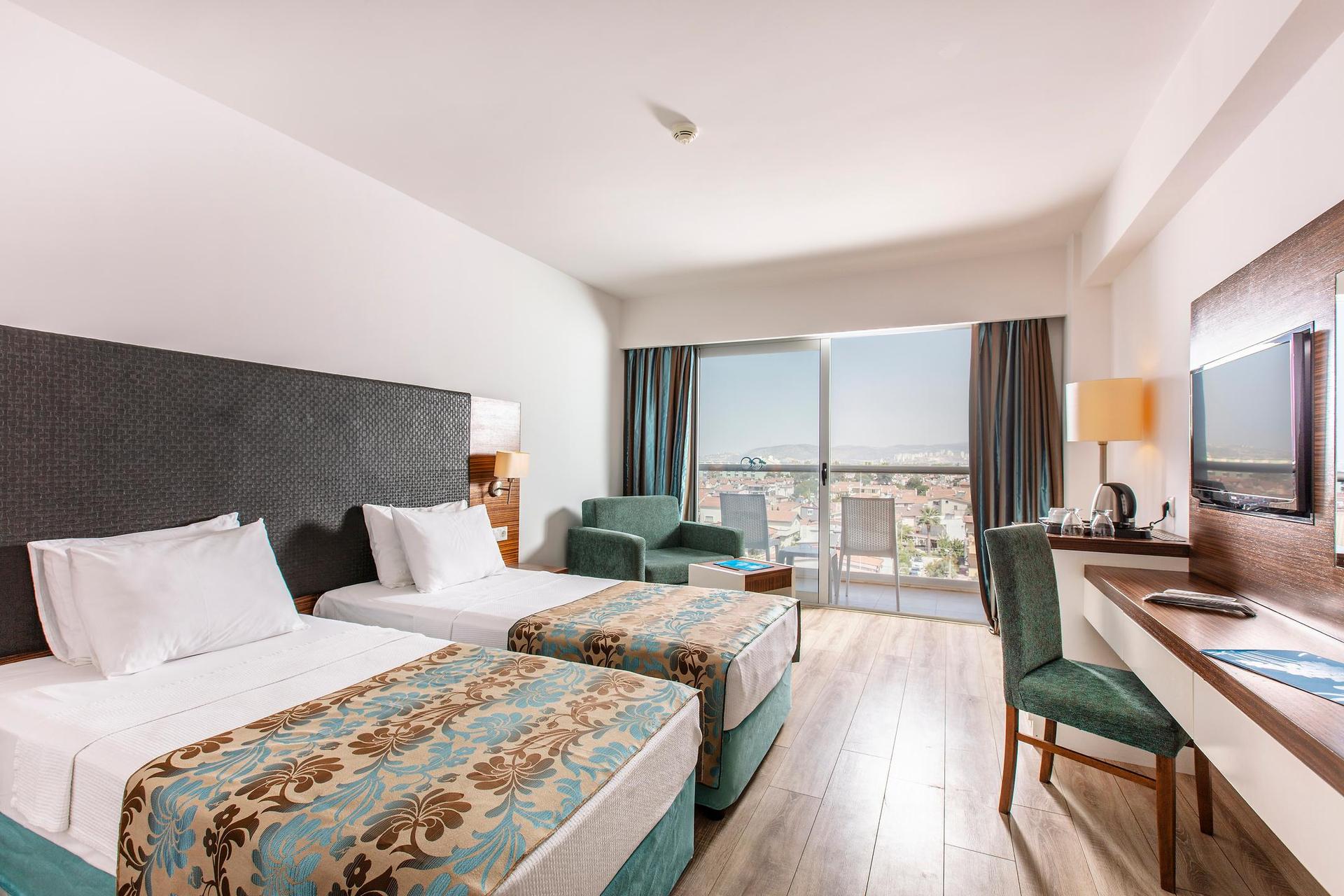 Palm Wings Beach Resort & Spa Kuşadası — 9
