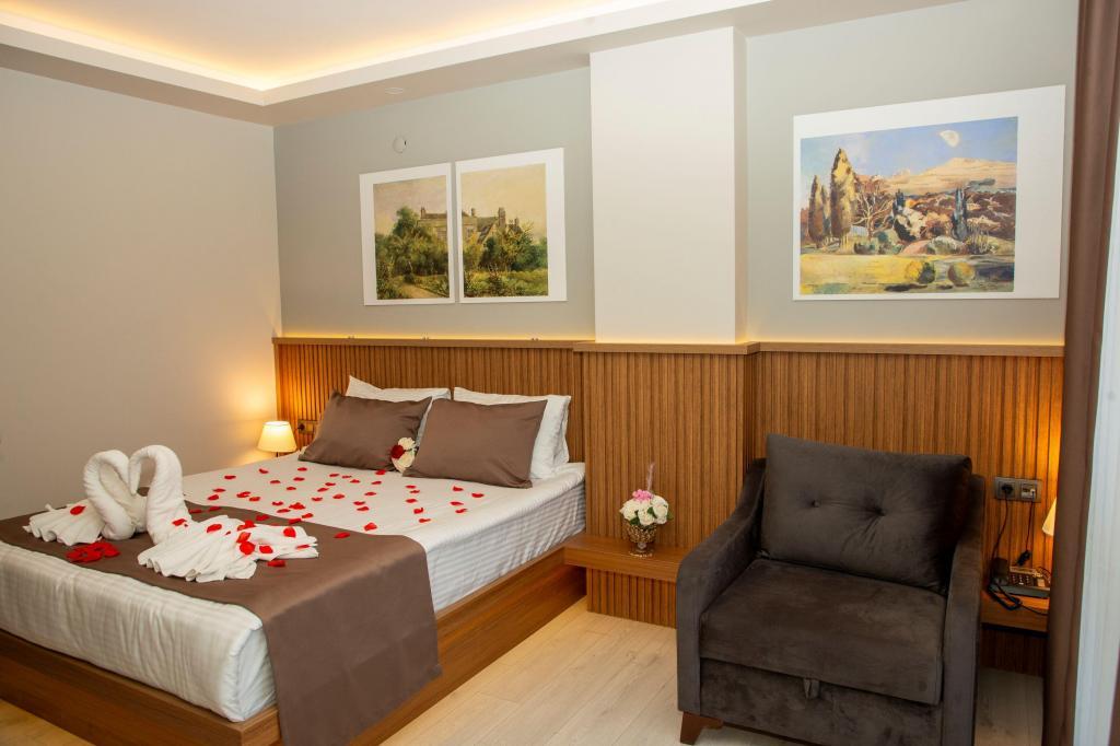 Airport Corner Hotel — 6