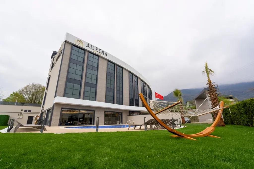 Aileena Hotel & Villas — 1