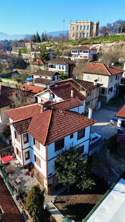 Akçe Konakları — 8
