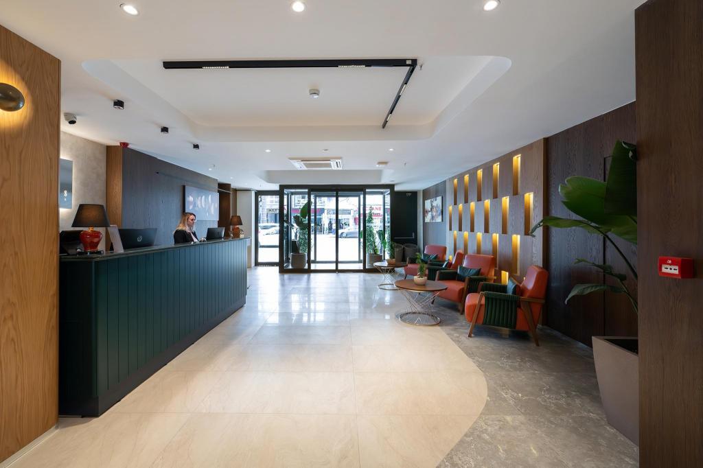 Alves Hotel İzmir — 4