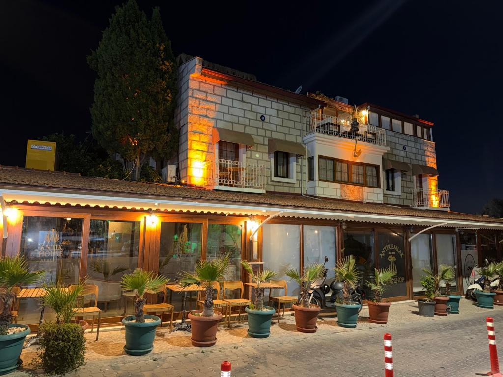 Antik House 1880 Alaçatı — 1