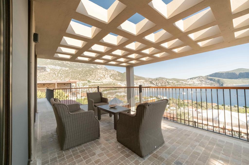 Asfiya Seaview Hotel — 8