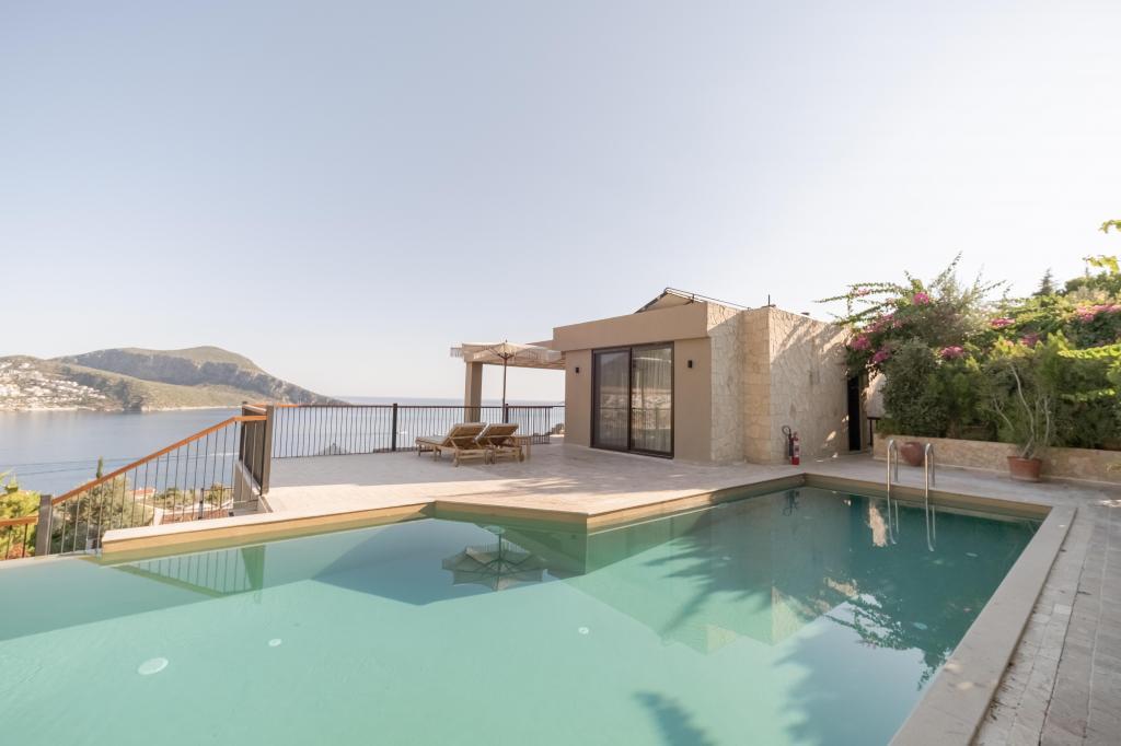 Asfiya Seaview Hotel — 1