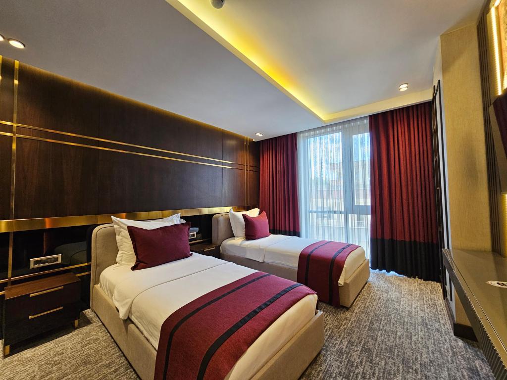 Asur İmperial Hotel — 4