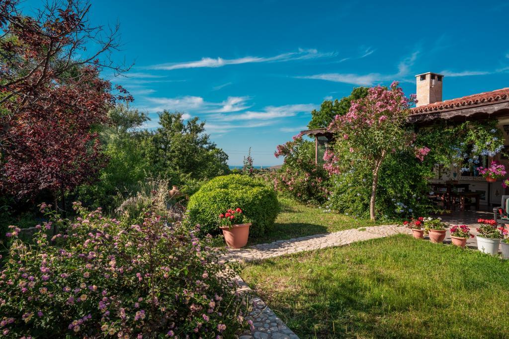 Bağbadem Tatil Çiftliği — 4