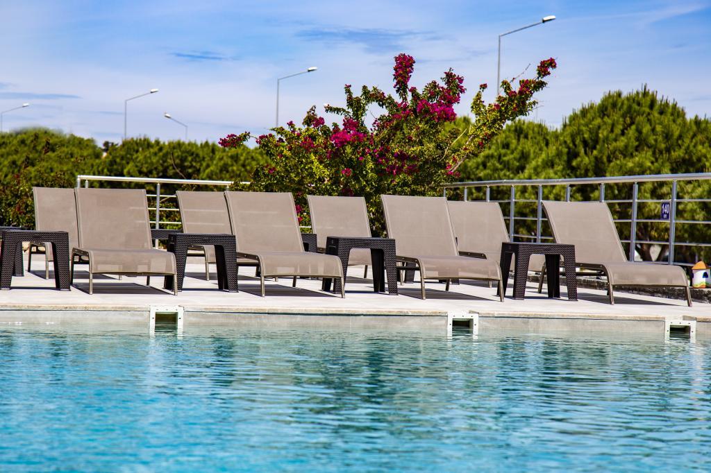 Bartu Otel Çeşme — 8