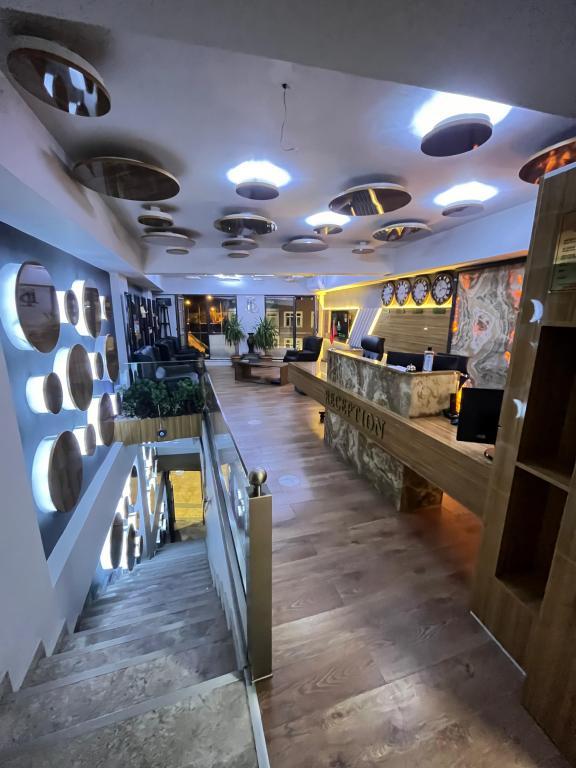 Black Lake Otel — 7