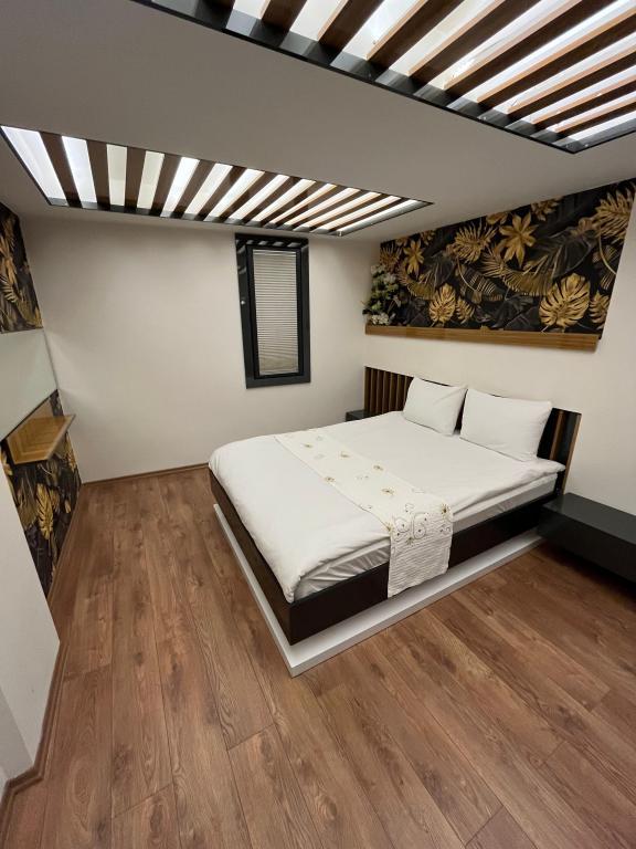 Black Lake Otel — 3