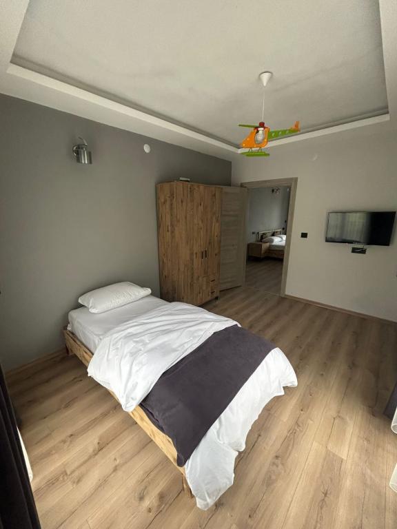 Burahan Suit Otel — 9