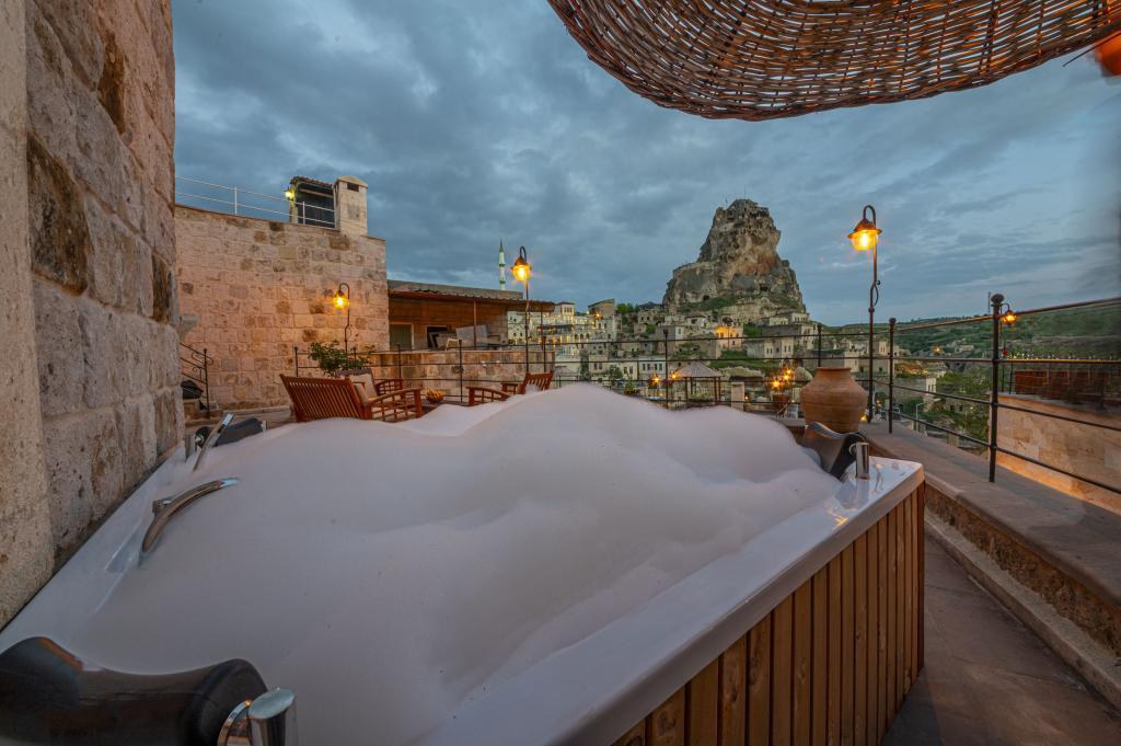 Capp Royal Cave Hotel — 9