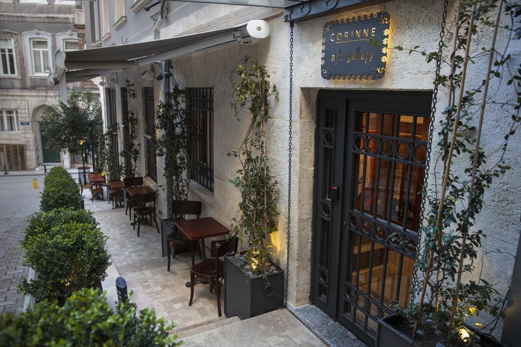 Corinne Art & Boutique Hotel — 3