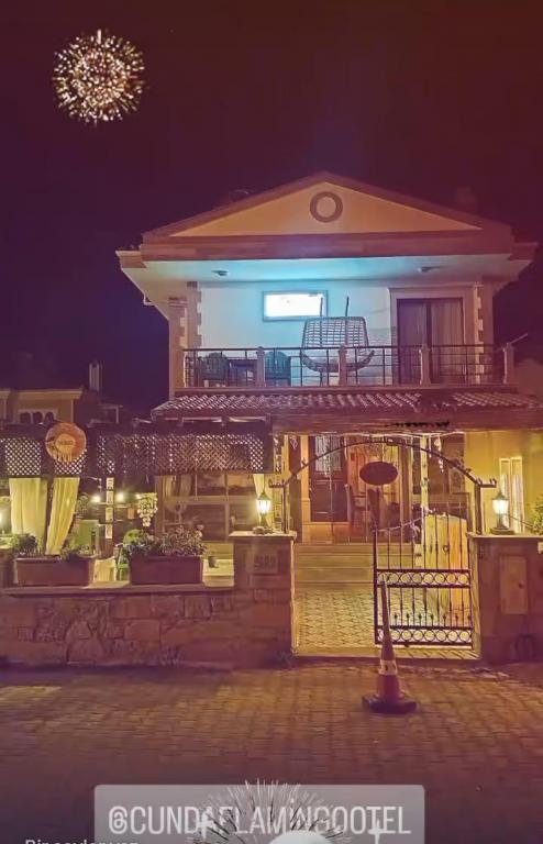 Cunda Flamingo Pansiyon — 8