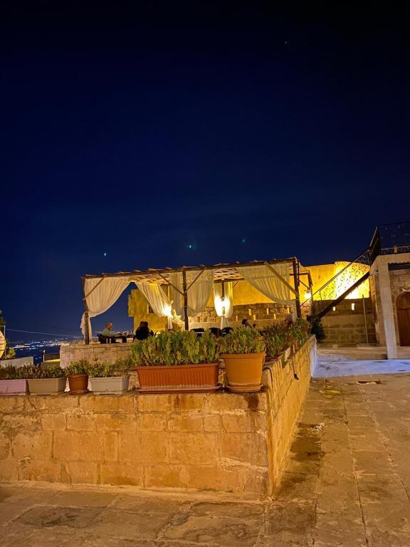 Dara Konağı — 8