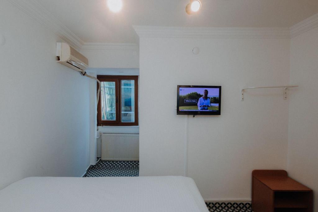 Deniz Pansiyon Alsancak — 8