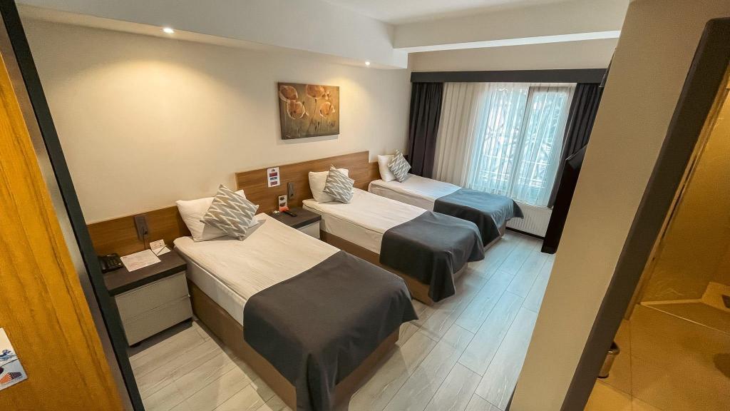 Devin Otel — 3