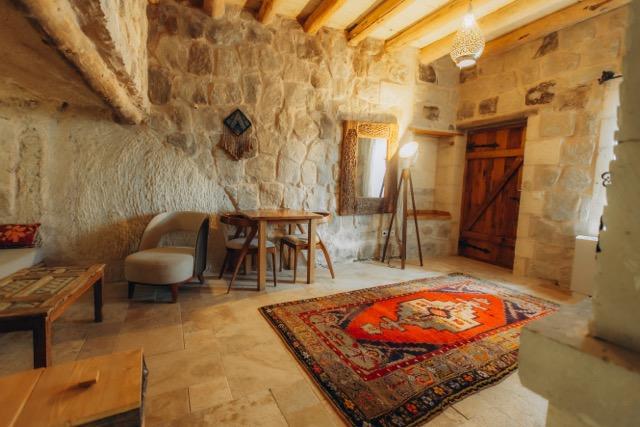 Doda Artisanal Cave Hotel +14 — 7