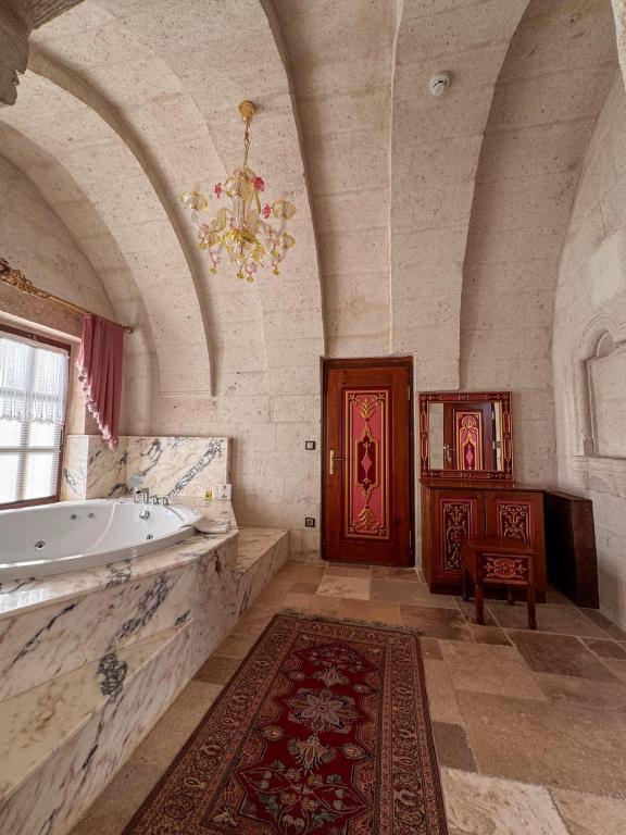 Elika Cave Suites Cappadocia, Curio Collection By Hilton — 7