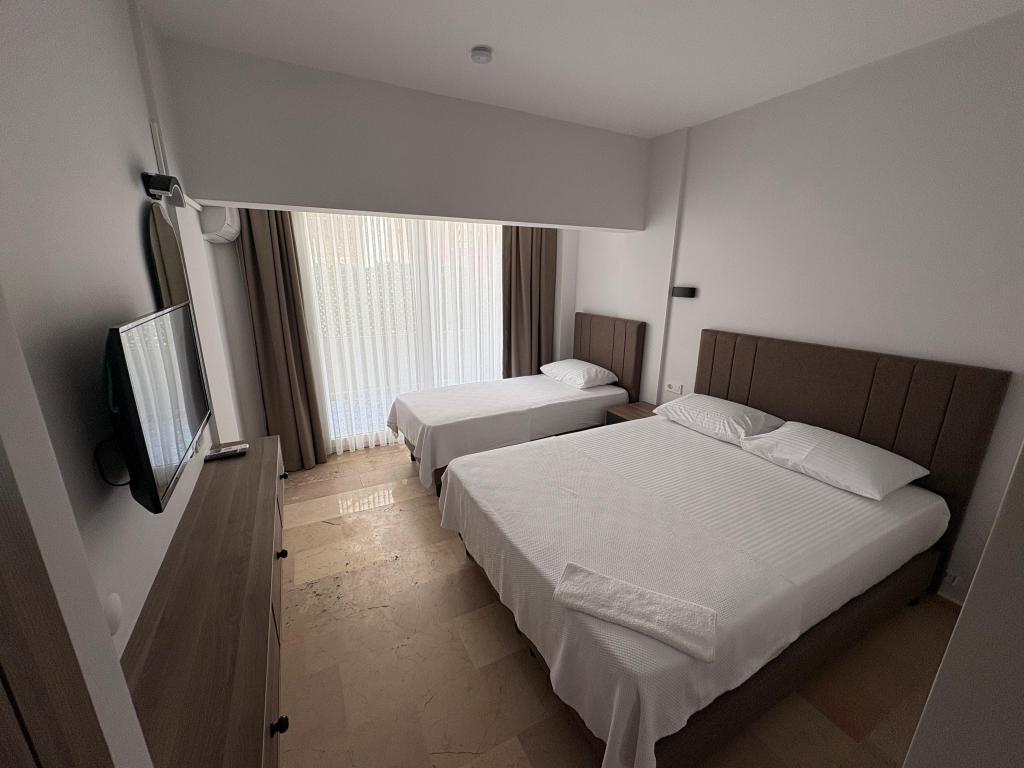 Eren Otel Çeşme — 9
