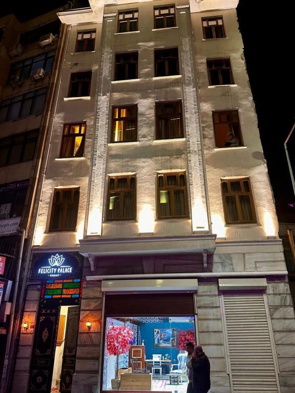 Felicity Palace Sirkeci — 3
