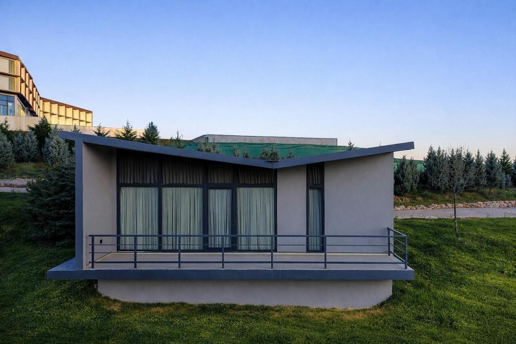 Feradis Resort (14+) — 9
