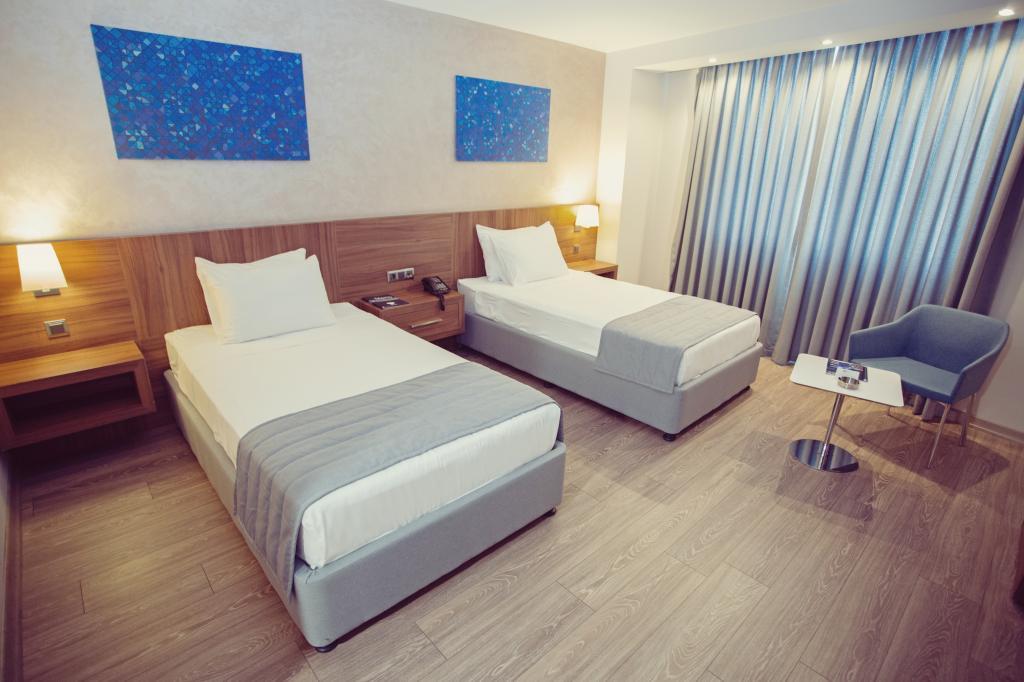 Fesa Business Hotel — 2