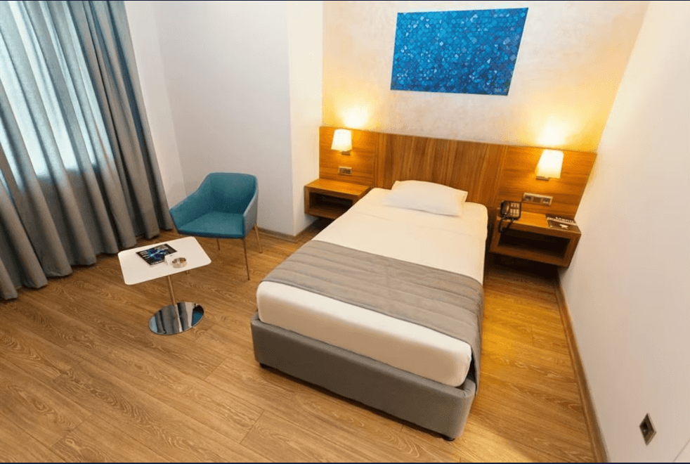 Fesa Business Hotel — 4