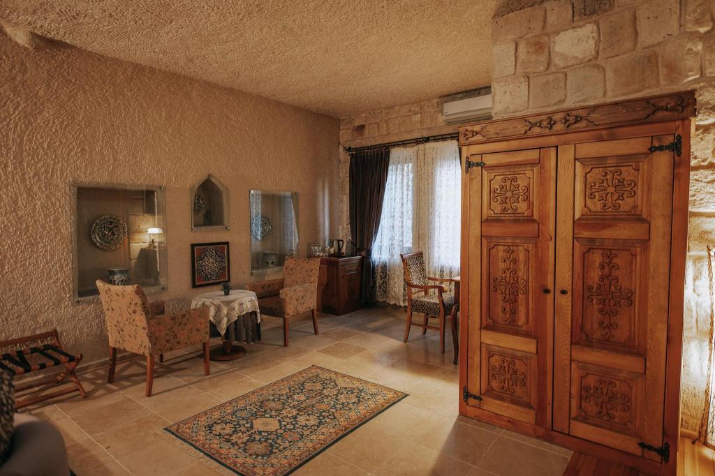 Göreme Inn Otel +8 — 4