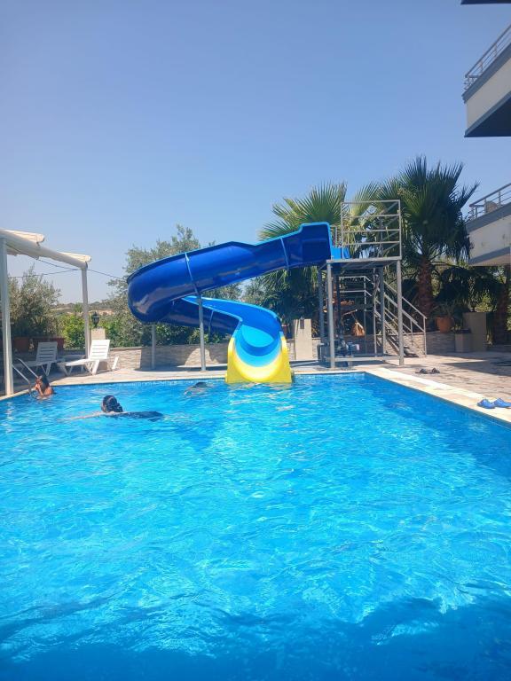 Garden Asmin Otel — 1