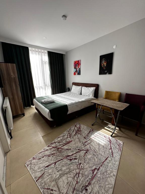Garden Terrace Otel — 3