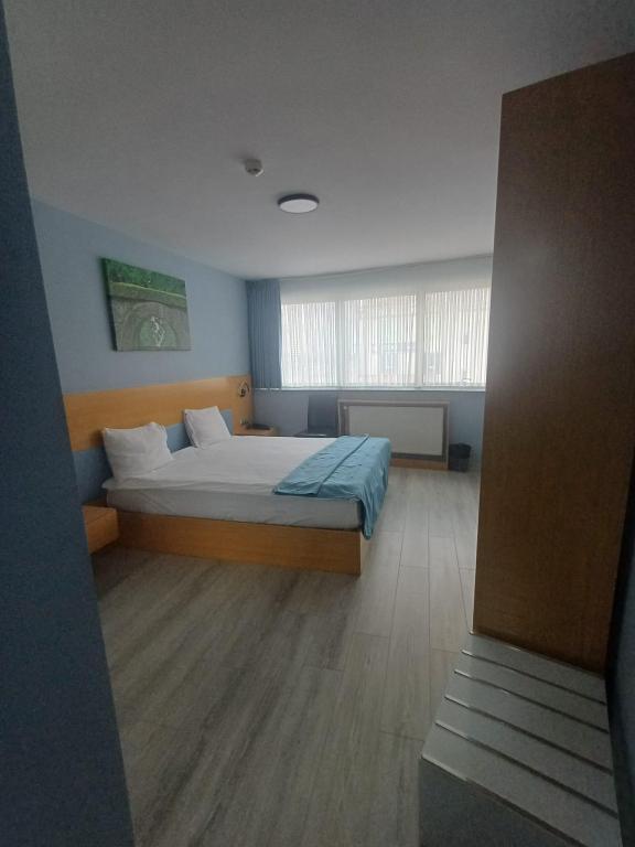 Golden Palas Hotel — 4