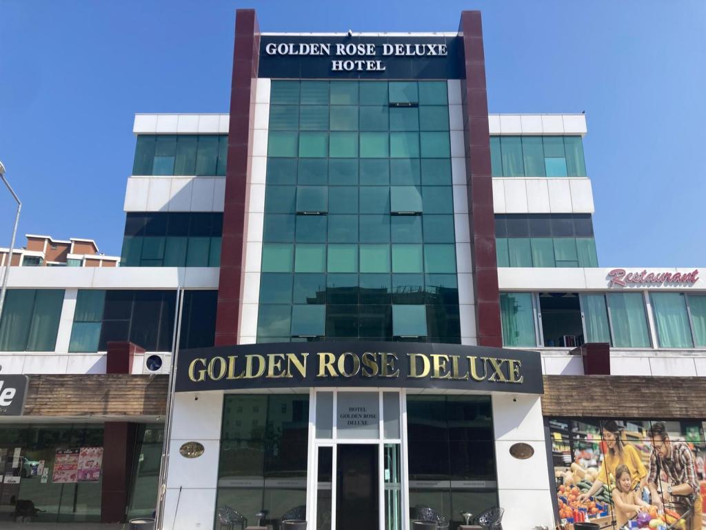 Golden Rose Deluxe Hotel — 1