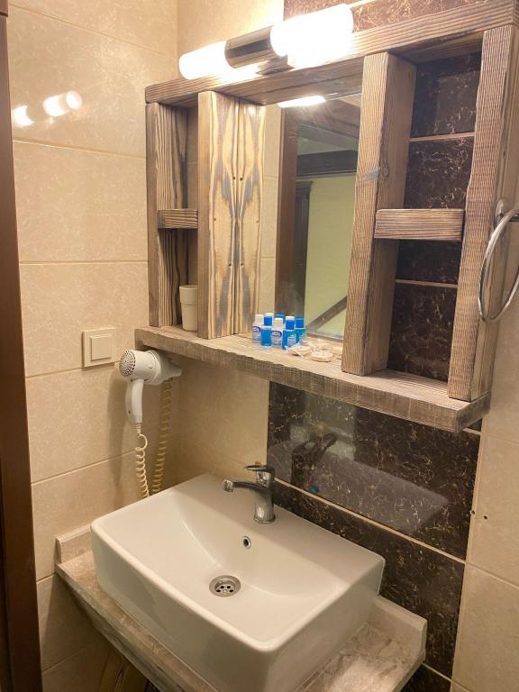 Golden Stone Otel Çeşme — 2