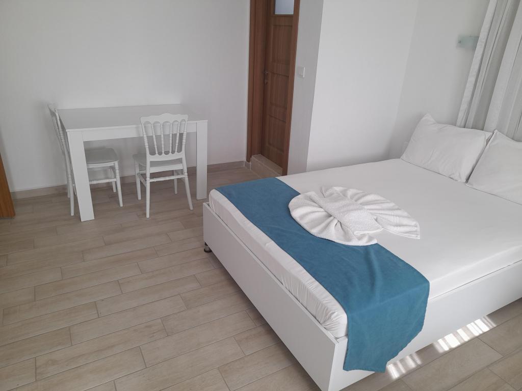 Huzur Otel Sığacık — 9