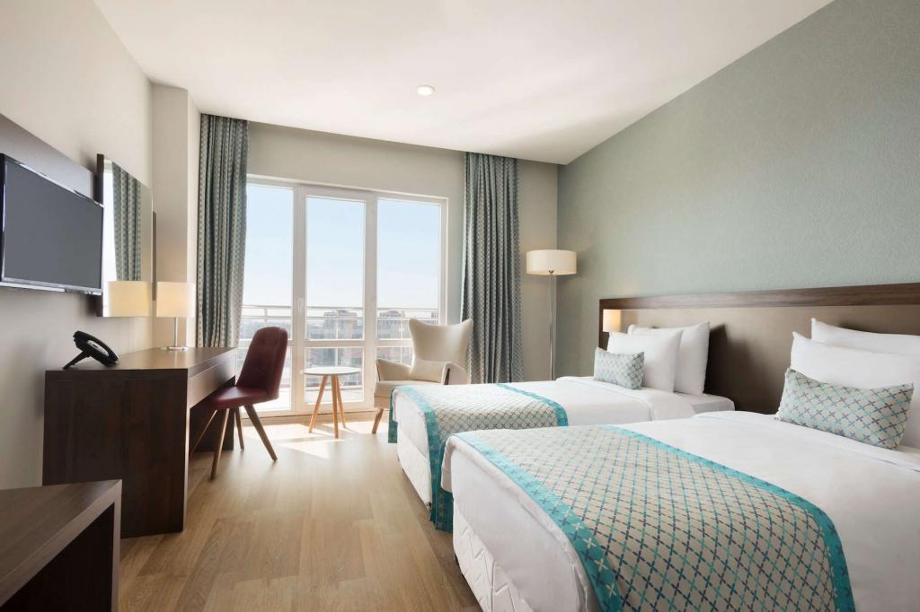 Hawthorn Suites by Wyndham Cerkezköy — 2