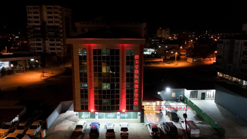 Hotel Ceyhan — 2