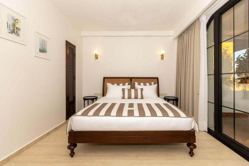 Hotel Jirasol Çeşme — 10