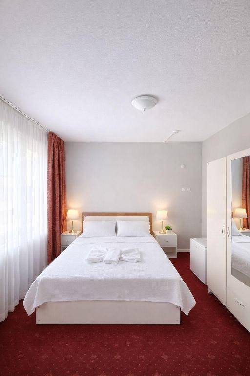 Hotel Sarayevo — 6