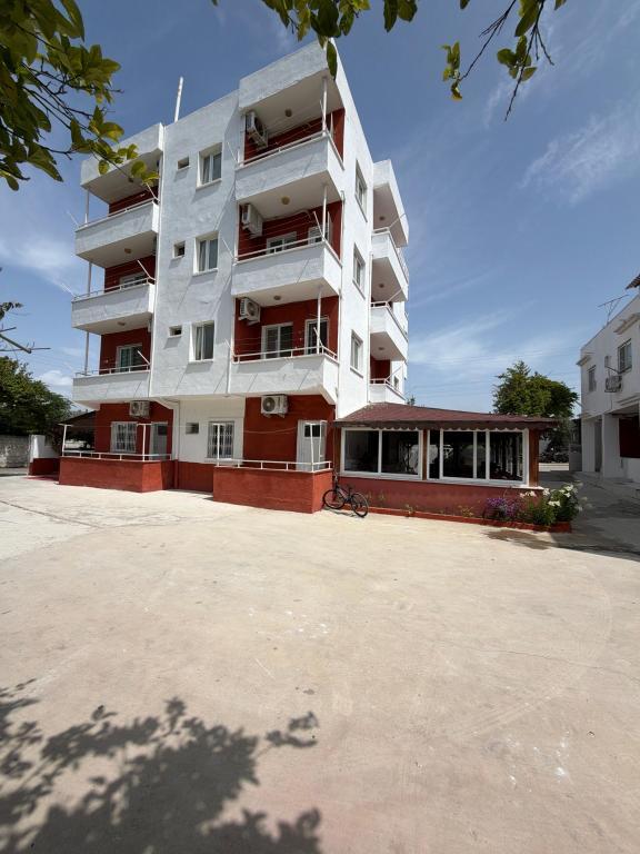Küçük Aile Pansiyonu — 7