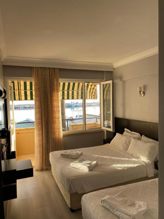 Küçükkuyu Gümüş Otel — 3