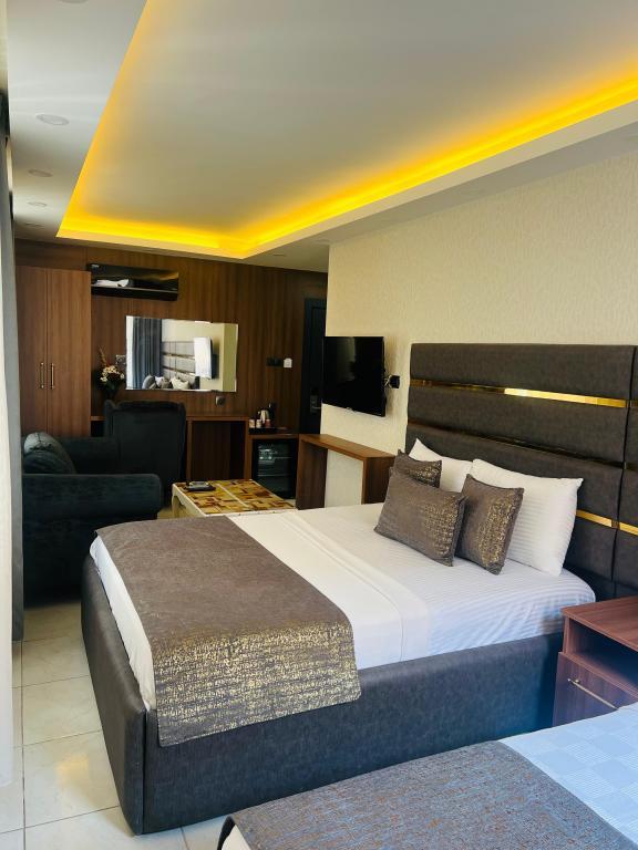 Kıvanç Otel — 3