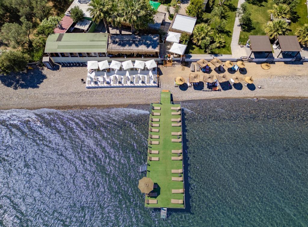 Kayalar Blue Beach & Hotel — 10