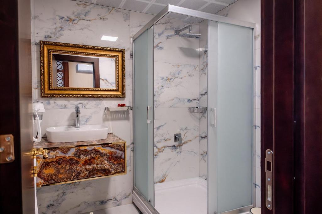 Kronos Hotel Ankara — 5