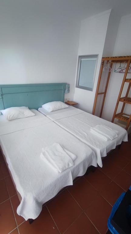 Kybele Adrasan Otel +12 — 4