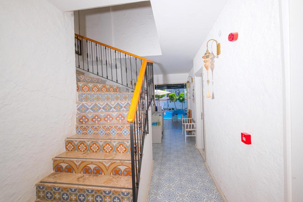 Kybele Suites Alaçatı — 2