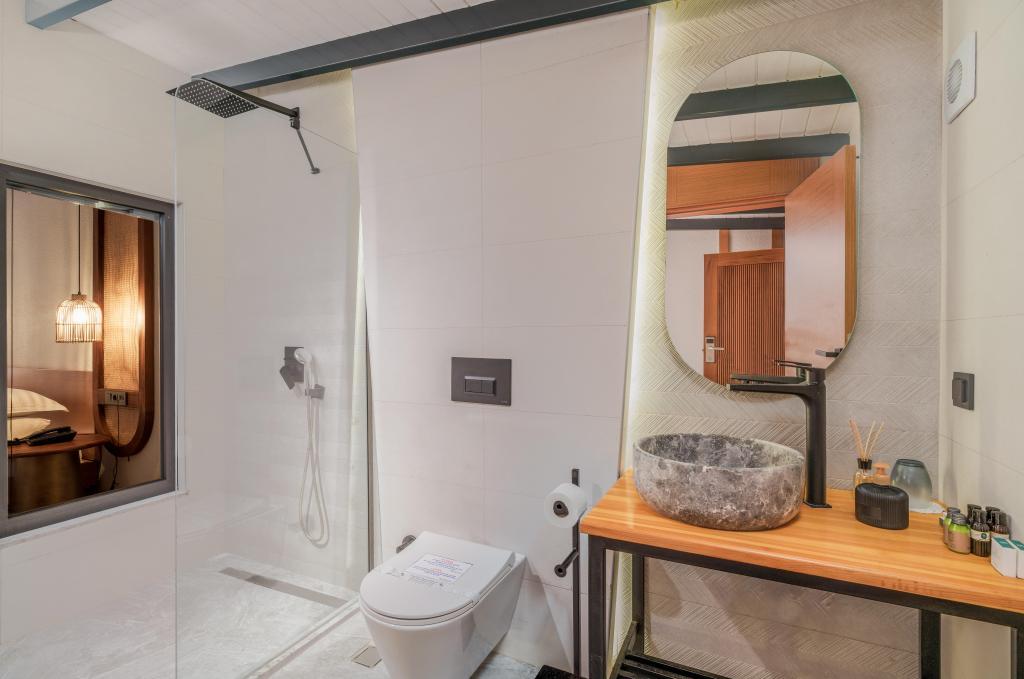 Lupia Suite ( +14 Adult Only ) — 2