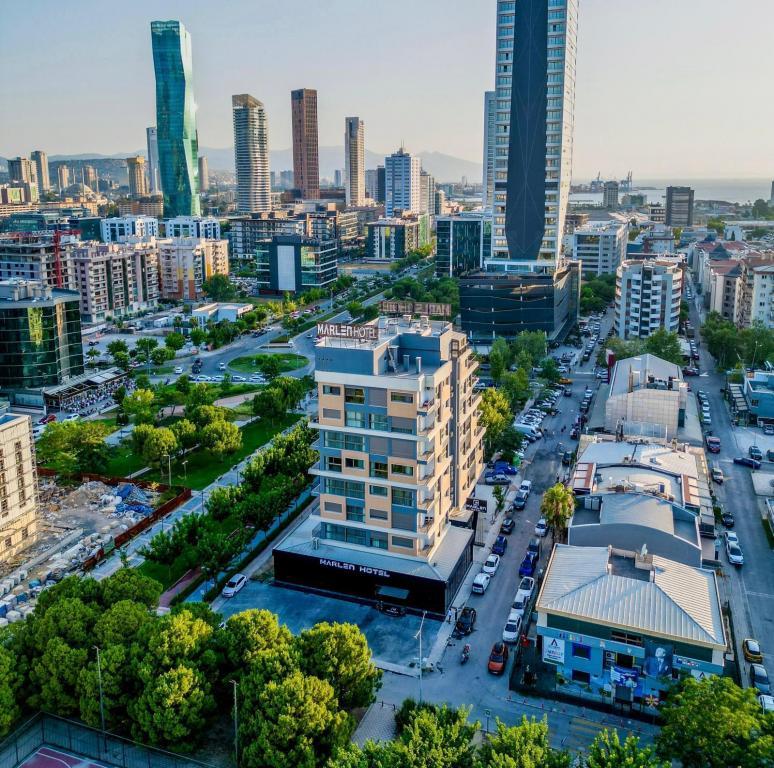 Marlen Hotel Bayraklı — 1