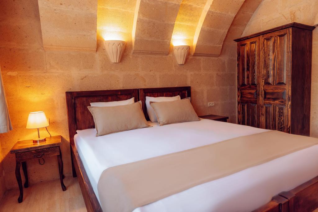 Melis Cave Hotel — 8