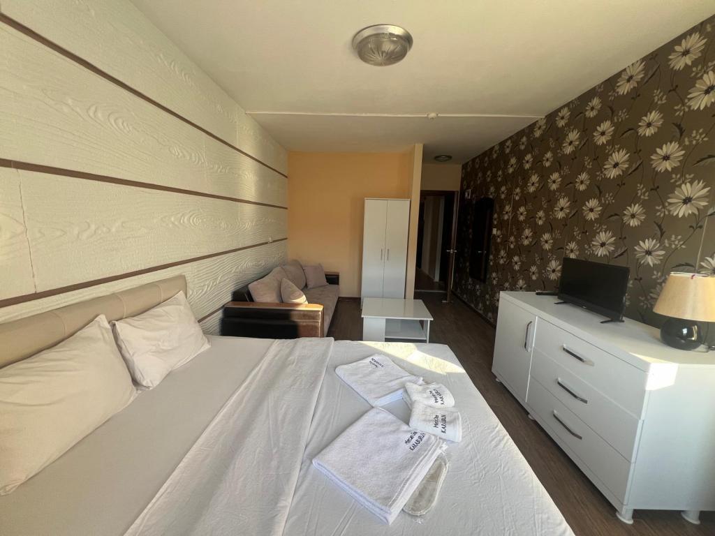 Mercan Otel Restaurant Karaburun — 5