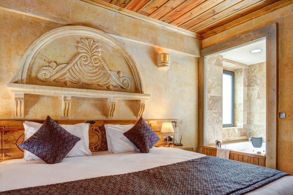 Milagro Of Cappadocia — 10